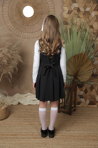 Сарафан с рюшей и пуговицами,боковые карманы,складки на юбке для девочек СР-101 оптом. Фото 2